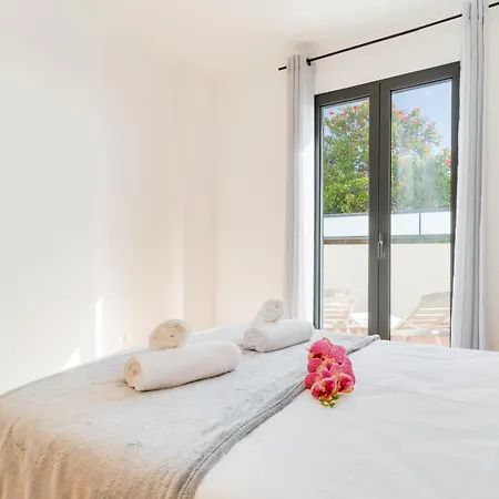 Estefania By Atlantic Apartment