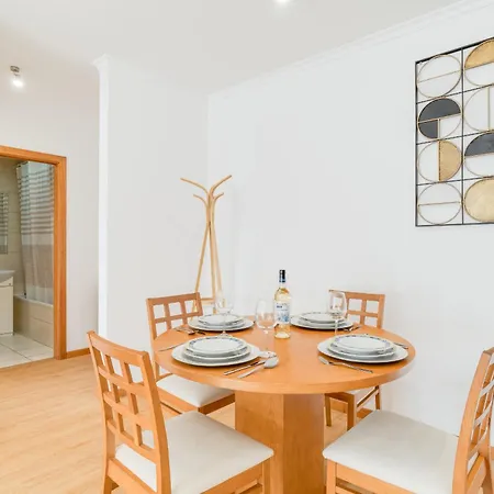 Estefania By Atlantic Apartment